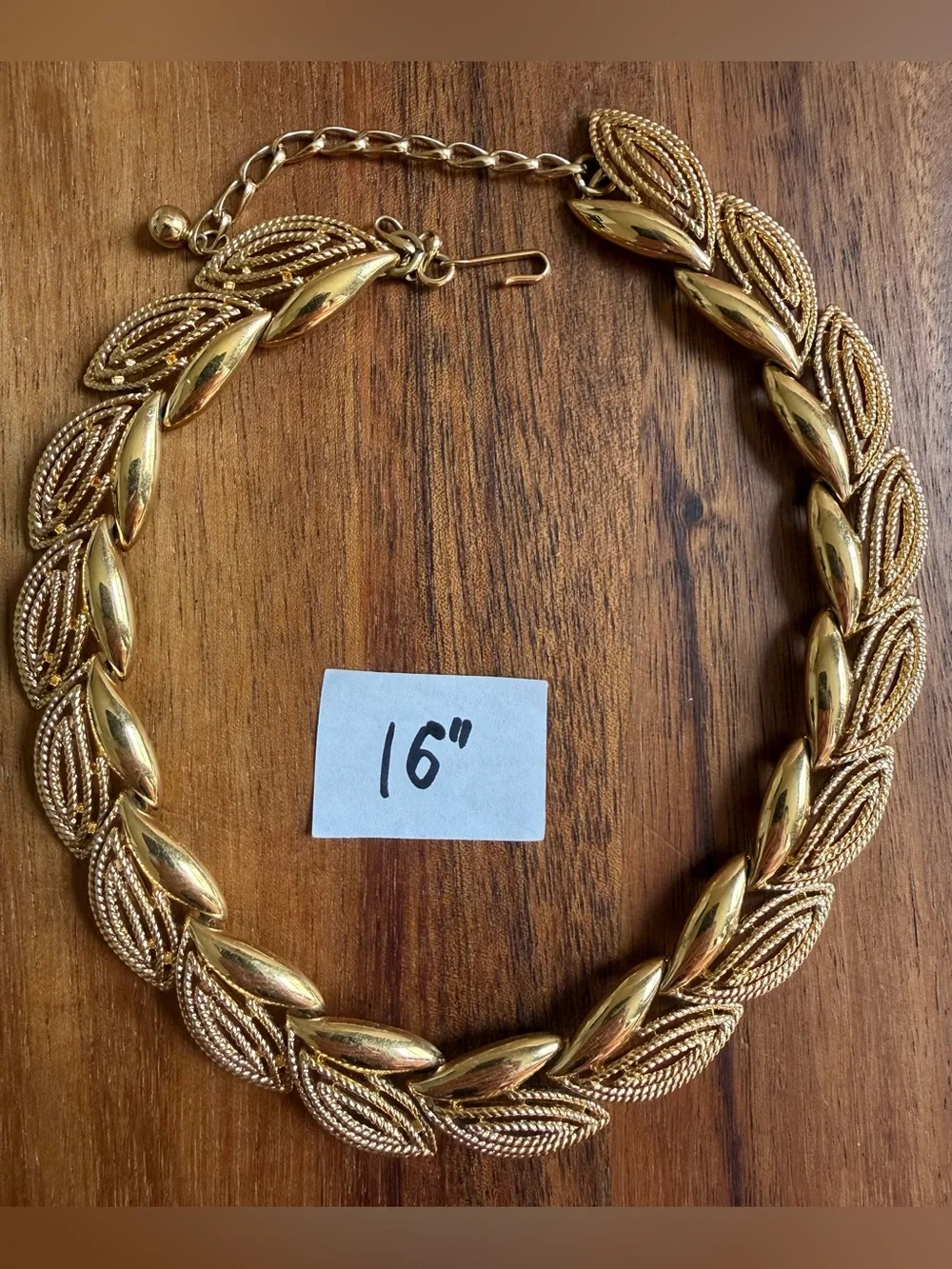 Vintage Gold Tone Leaf Link Necklace Statement Chunky Choker